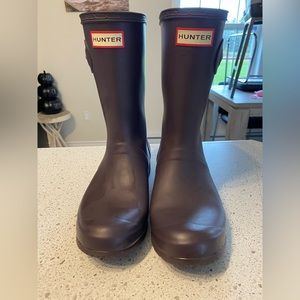 Women’s hunter boots size 10